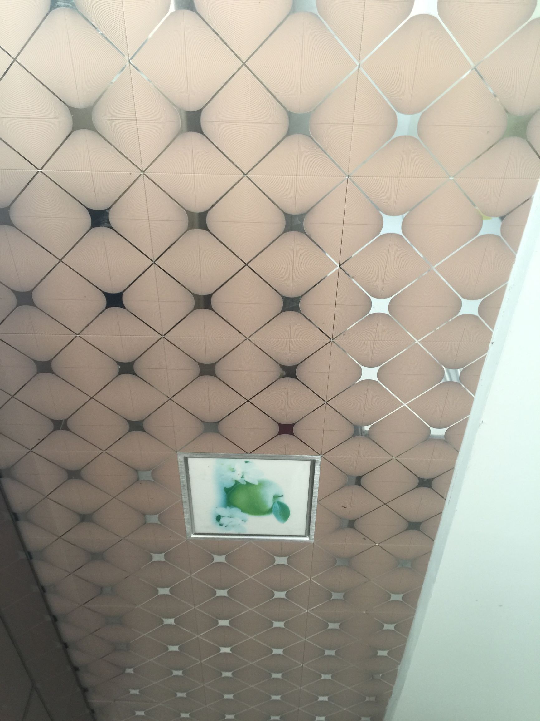 我姐花了1万多装修出来的厨房，你们觉得怎样？