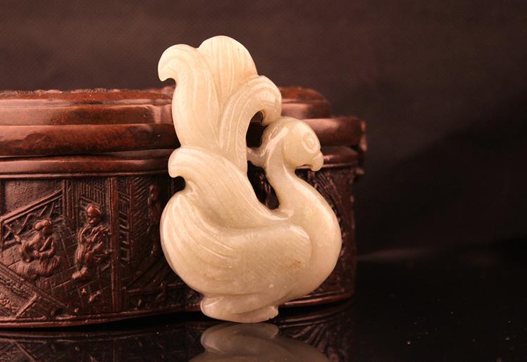 玉怎么戴会越来越透,买玉时不小心摔碎了怎么处理