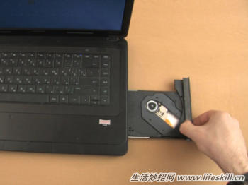 vcd光盘划伤磨损能修复吗,如何修复被划伤的cd光盘