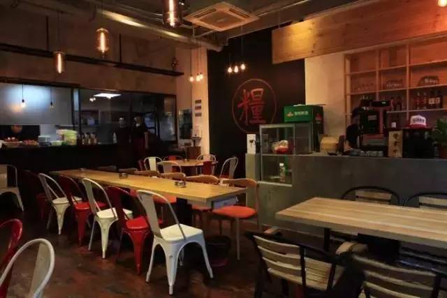 上海有名的网红小龙虾,魔都网红小龙虾