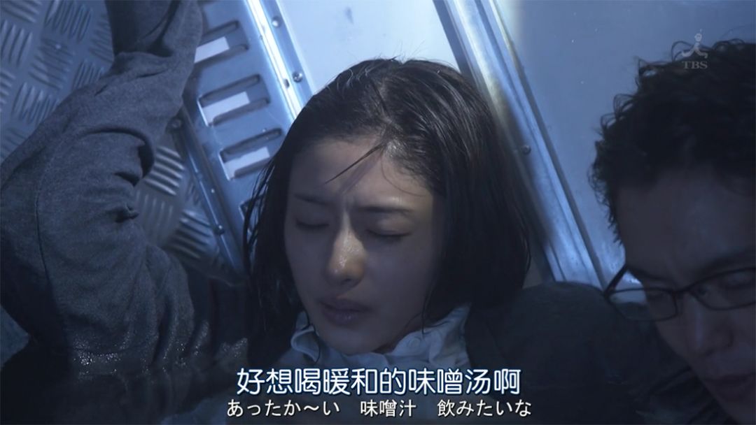 显白的口红哪款好用又持久,春天必须涂口红吗