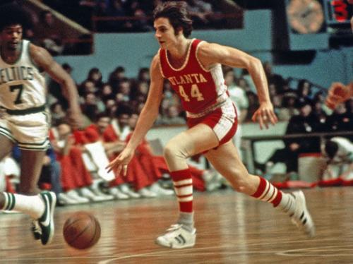 库里评历史4大控球手：欧文魔术师齐上榜，艾弗森竟意外落选！