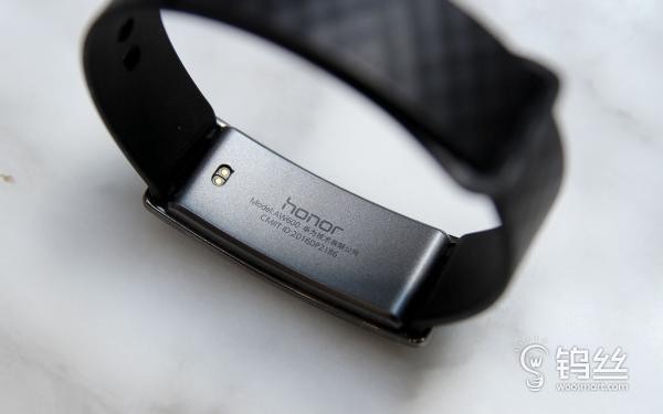 荣耀畅玩a1手环怎么用,荣耀畅玩手环a1使用方法