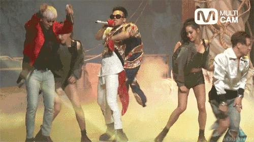 内含GD签名tee！|冠希没把kappa穿潮？因为你没看过龙哥怎么搭