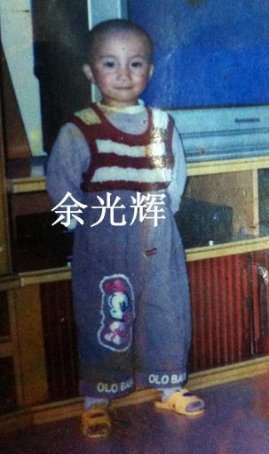 等着我催泪名场面一家三口寻亲,等着我寻人启事2018年8月