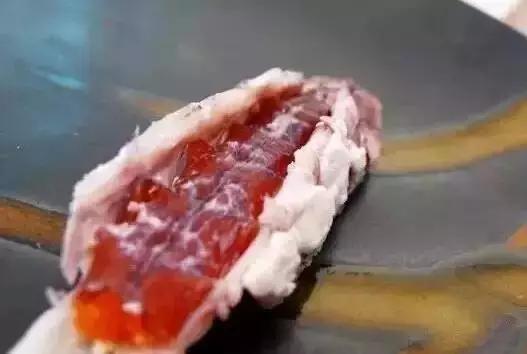 皮皮虾颜色变异,活皮皮虾蒸完以后变绿了怎么回事