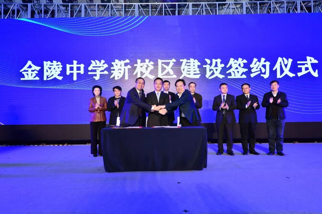 MALL姐吴正梅亲自操刀!河西华采天地近百家品牌曝光