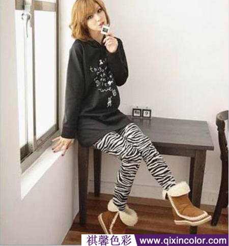 藏青色工装裤衣服搭配,打底裤服装搭配