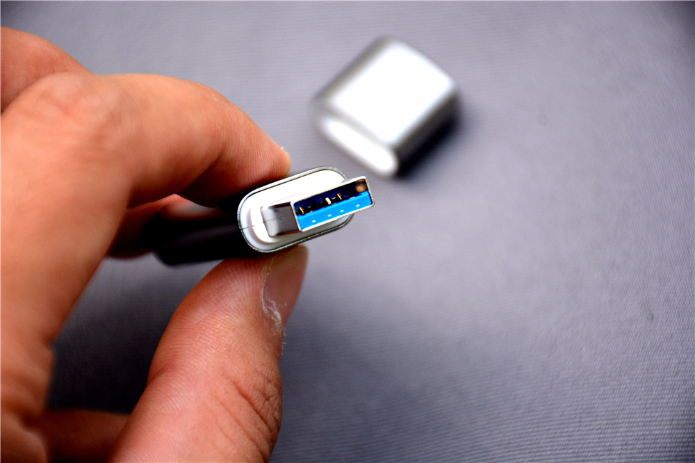 冠希哥用了都说好，金士顿256位AES硬件加密U盘详评