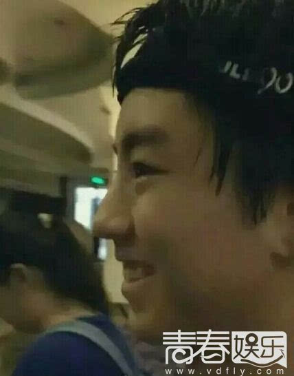 她是被星爷雪藏的星爷女郎，骂郭德纲老色鬼，*辱侮**TFboy