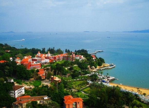 你会带上父母去哪里玩,你愿意带父母旅行吗