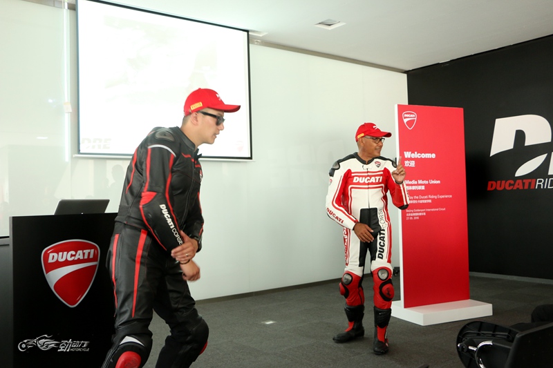 摩托赛事杜卡迪,杜卡迪摩托车锦标赛视频