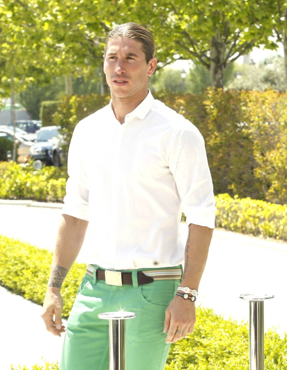 拉莫斯发型巴黎,拉莫斯同款发型