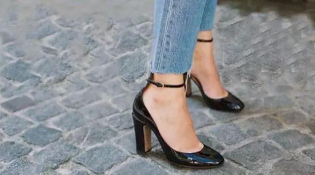 不同脚型的人应该穿什么鞋高跟鞋,各种脚型适合穿的高跟鞋动漫版