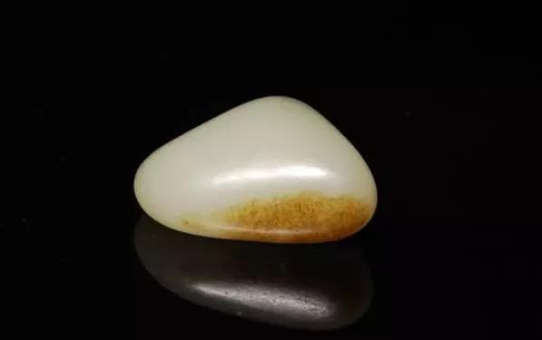 和田玉竟被俄罗斯人铺地砖？！