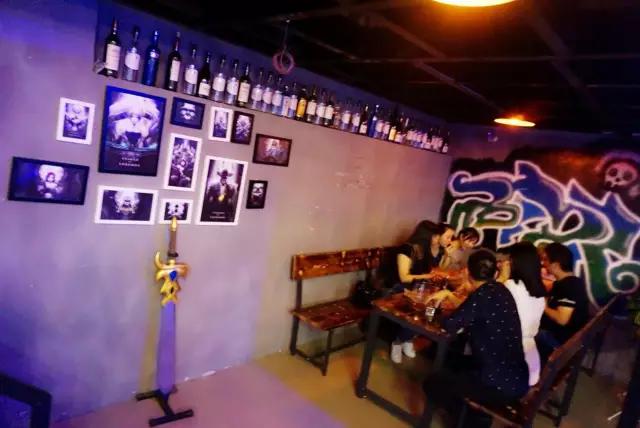 英雄联盟游戏主题酒吧,英雄联盟主题酒吧投资