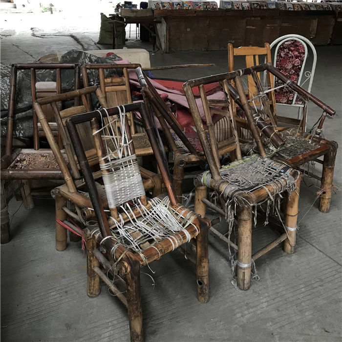 乱逛|曾经我总是跟着大人赶犀浦