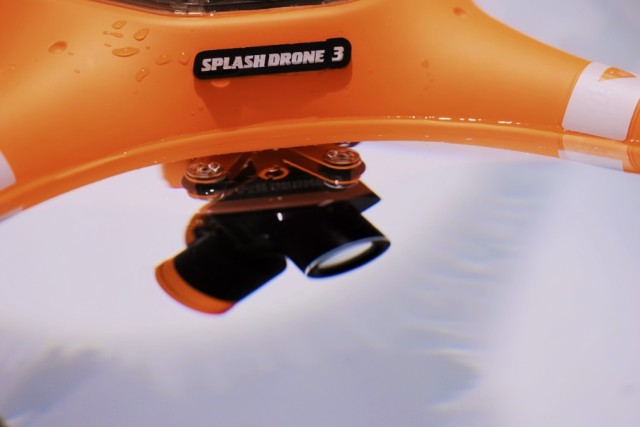 大疆最新水上无人机,新款水陆空三栖无人机测评