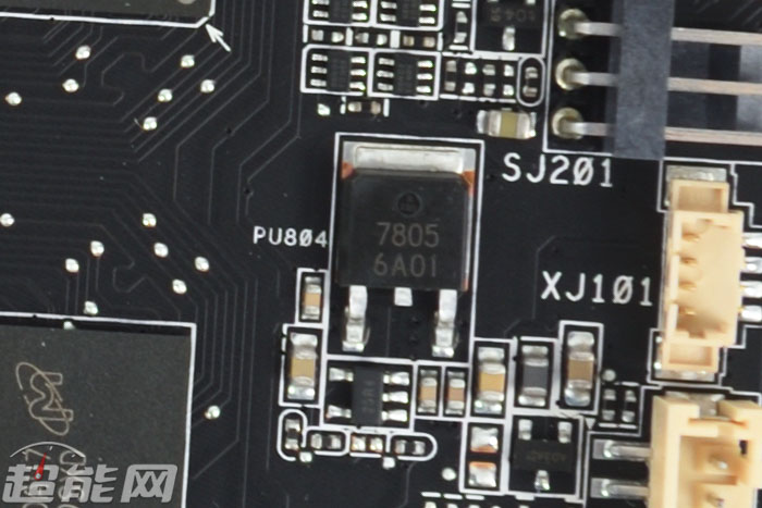 超能课堂,75：我们的主板和显卡是如何给CPU和GPU供电的？