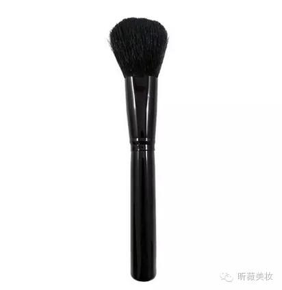 化妆这么多年遮瑕膏你用对了吗,新手必看化妆刷的正确使用方法