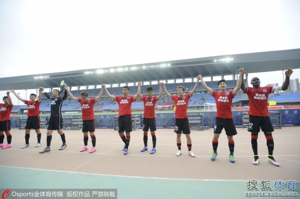 客场1:1战平辽足最后时刻惊险保级,辽足时隔五年再获三连胜