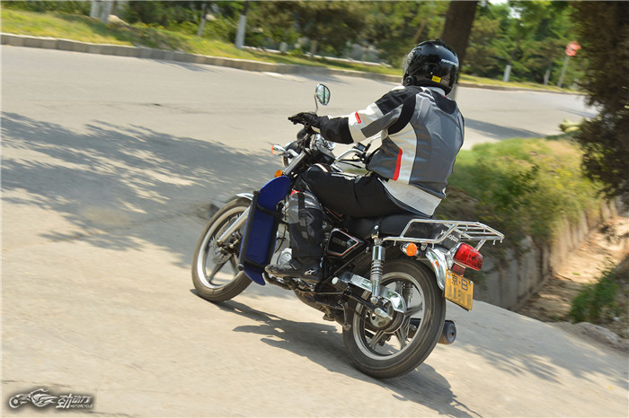 豪爵hj125-8f评测,豪爵踏板摩托车性价比推荐