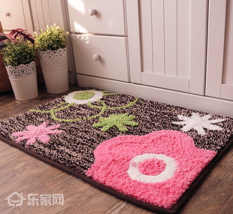 地垫都是土怎么清洗,塑料地垫怎样清理干净