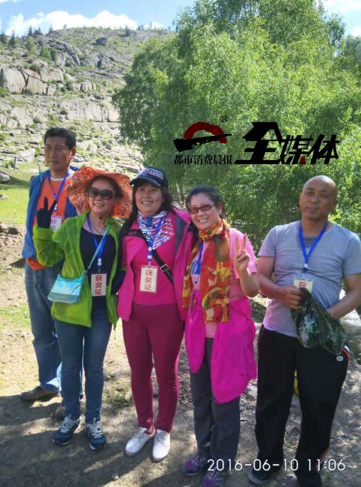 *疆新**这个地方遍地宝石，海蓝、碧玺、石榴石、绿柱石可劲儿捡