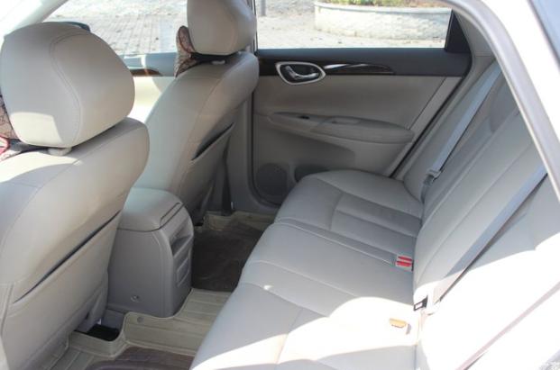 22款经典轩逸用车体验,十四代轩逸2022款一年用车费用