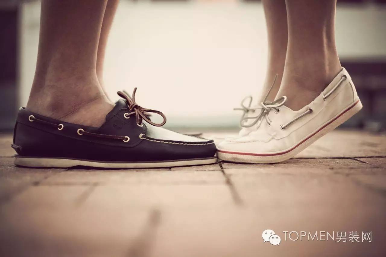 经典的帆船鞋夏日值得一试,帆船鞋夏季搭配