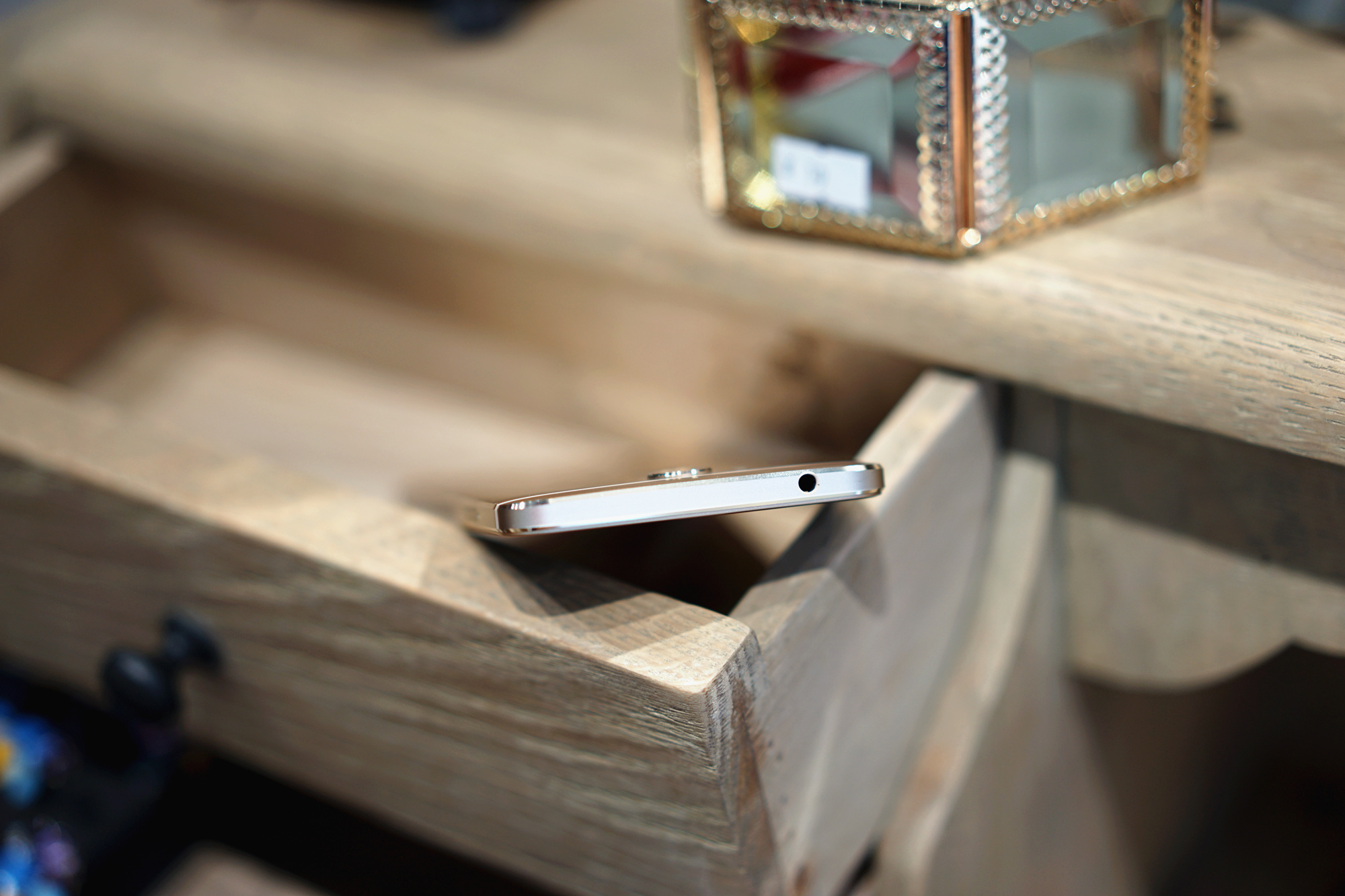 金立s6pro双清,金属光感超强的手机