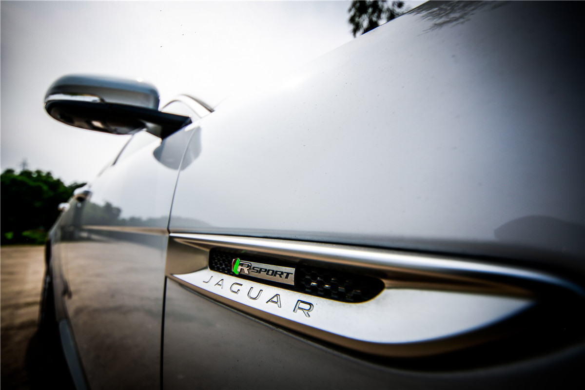 捷豹XE试驾视频,懂车帝捷豹xe测试