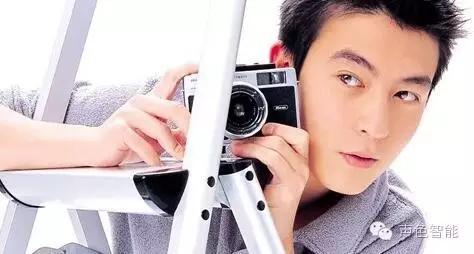 如果冠希当年把文件拷在这里，可能就没有*照门艳**了！