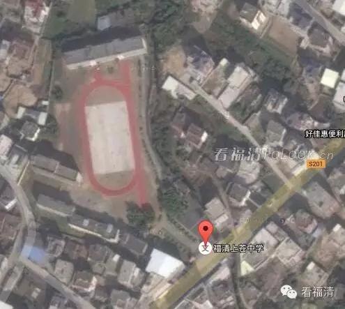 航拍福清市学校,可以看到学校内部的卫星地图