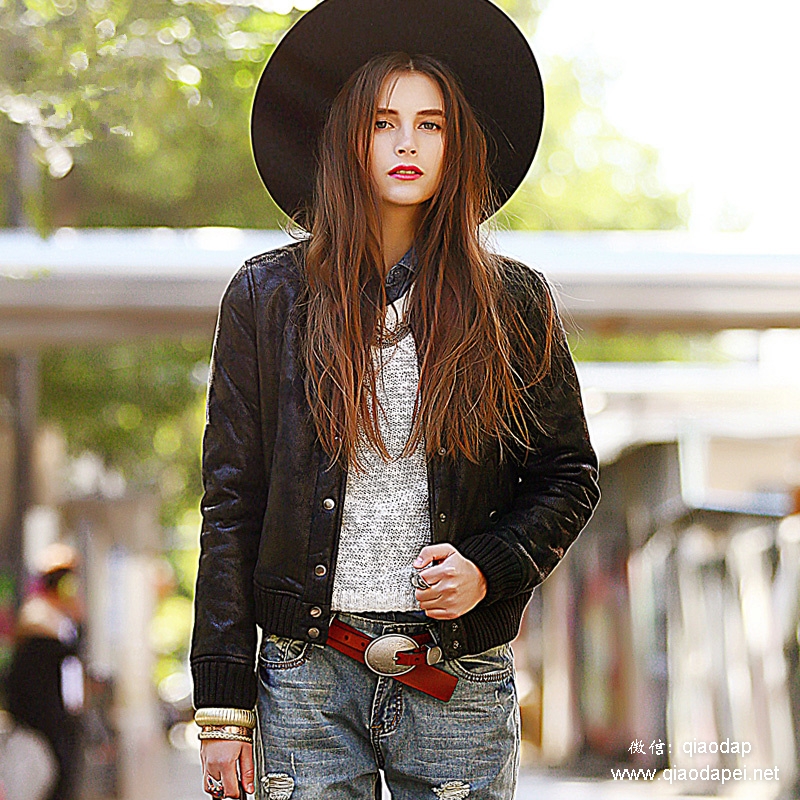 穿皮衣的女生很有气场,女生穿皮衣好看吗