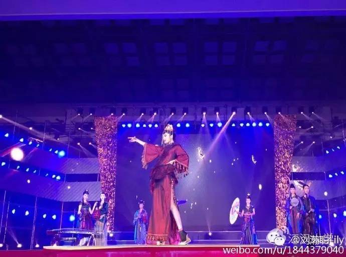 13岁时装走秀,13岁小孩走秀演出服