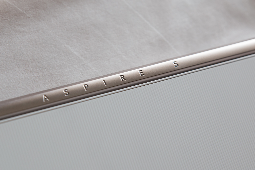 Acer蜂鸟S5-371上手加图赏：告诉你外貌也是生产力