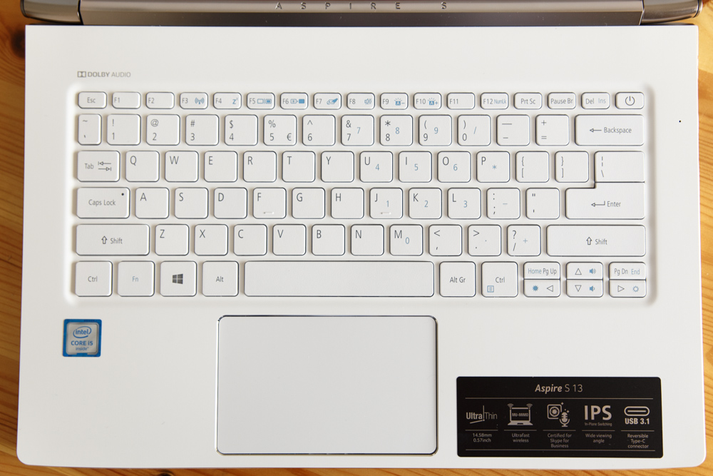 Acer蜂鸟S5-371上手加图赏：告诉你外貌也是生产力