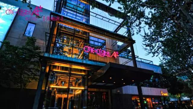 看球喝酒的酒吧,看球的酒吧推荐