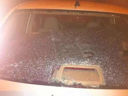 冰雹砸车上的小坑需要处理吗,冰雹砸车的车坑怎么弄出来