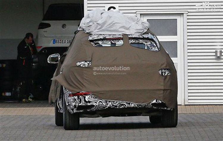 奥迪q3sportback40tfsi时尚型,奥迪q3轿跑45tfsiquattro豪华型