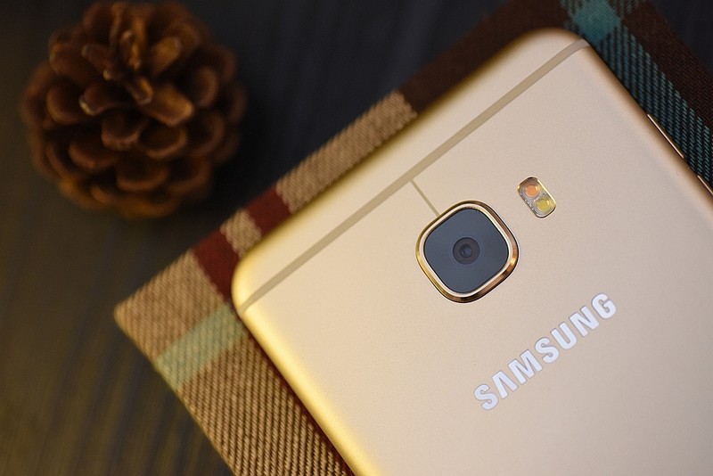 galaxyc55实拍,三星galaxyc5怎么样