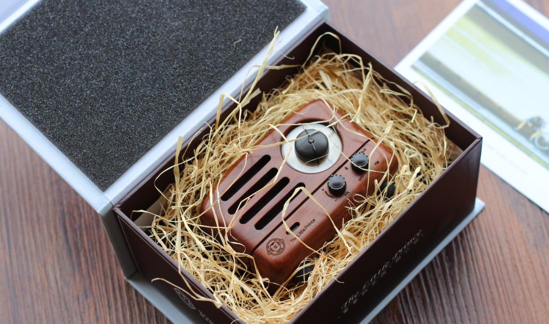 纯木品质古典韵味，聊一聊猫王小王子Radio蓝牙音箱