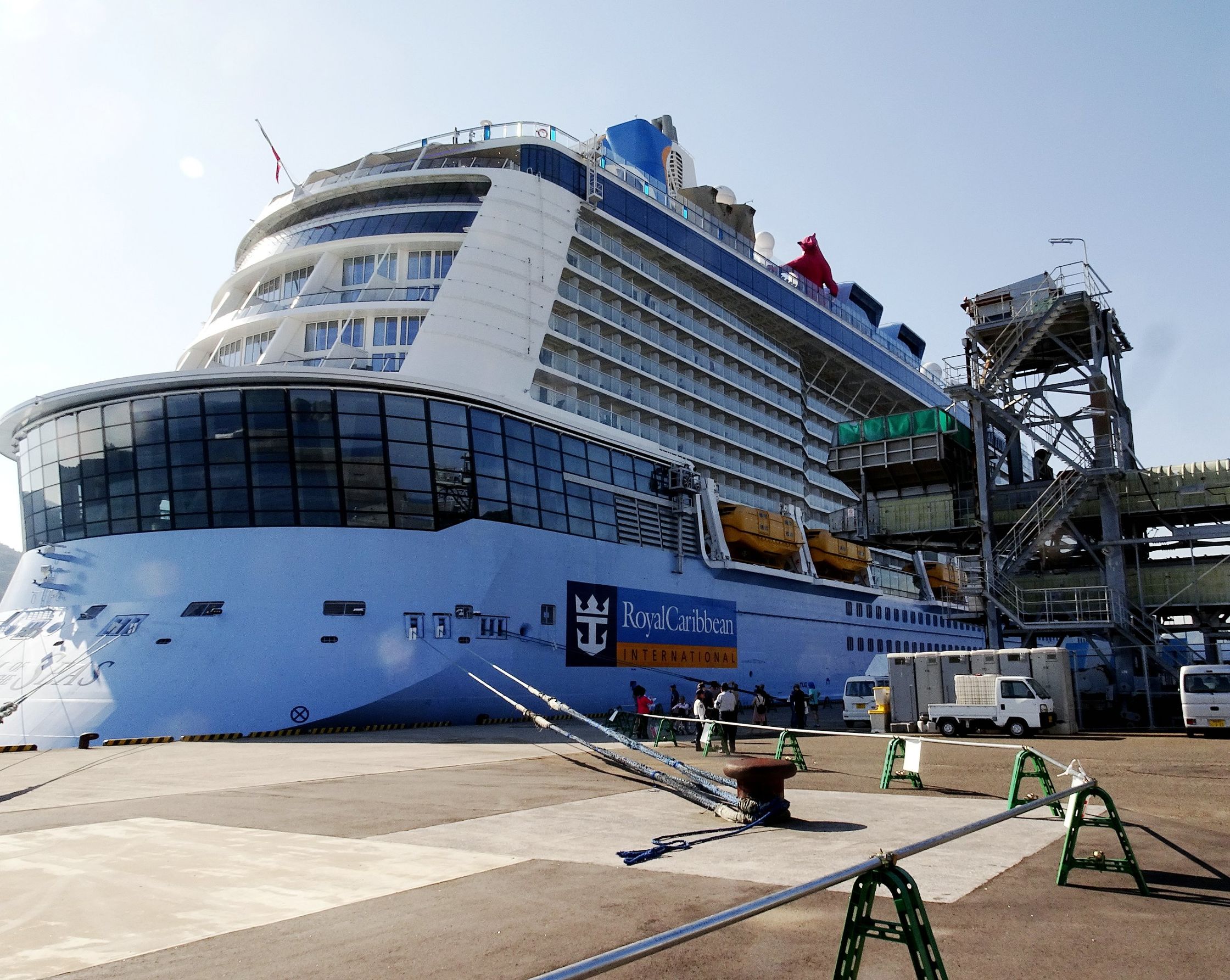 海洋量子号消费攻略,海洋量子号自由行攻略