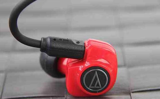 非传统amd显卡,im70换带麦线评测