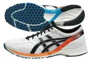 选鞋不当危害,适合内翻外翻的跑鞋