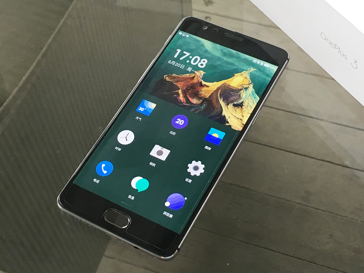 一加3手机值得入手不,手感好屏幕好一加手机