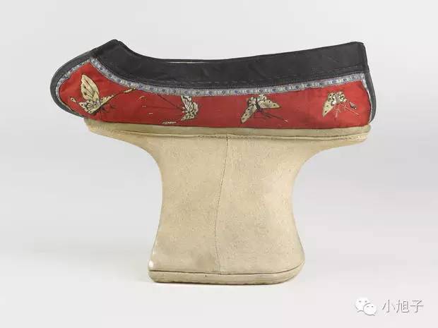 高跟鞋太高穿累脚怎么办,高跟鞋穿了不磨脚怎么办