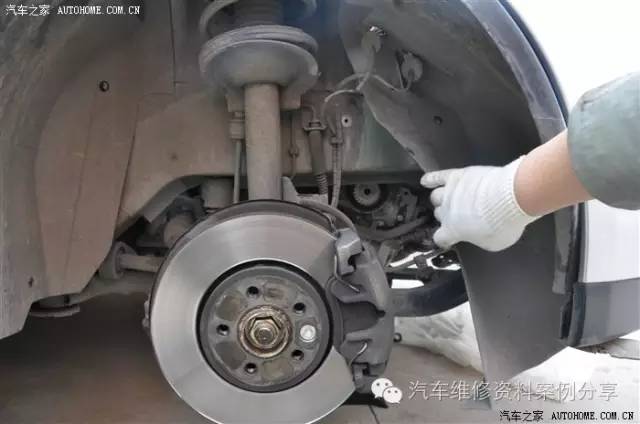 荣威7502.5发动机更换正时皮带视频,不用正时工具怎么对荣威550正时