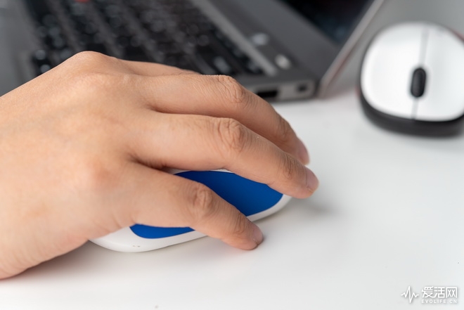 致热爱足球的你罗技M238球迷典藏版来角逐大力神杯啦